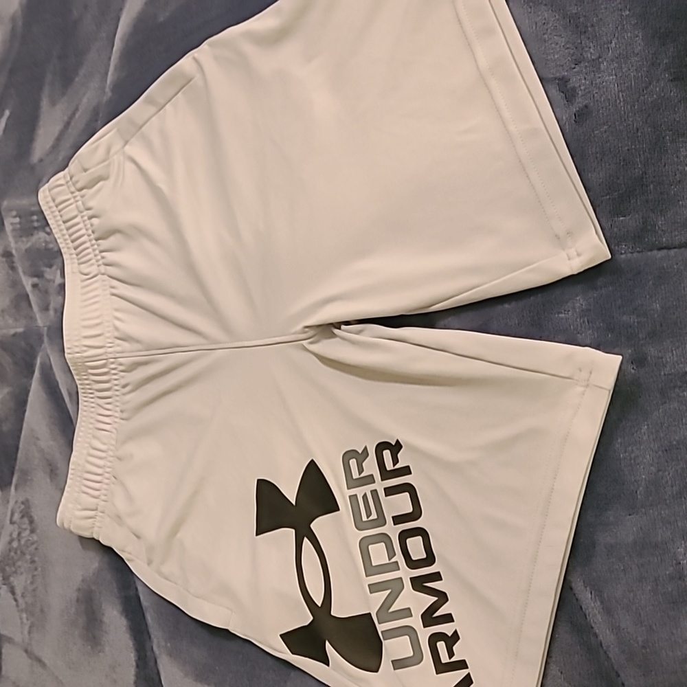 Under Armour gray athletic shorts YM